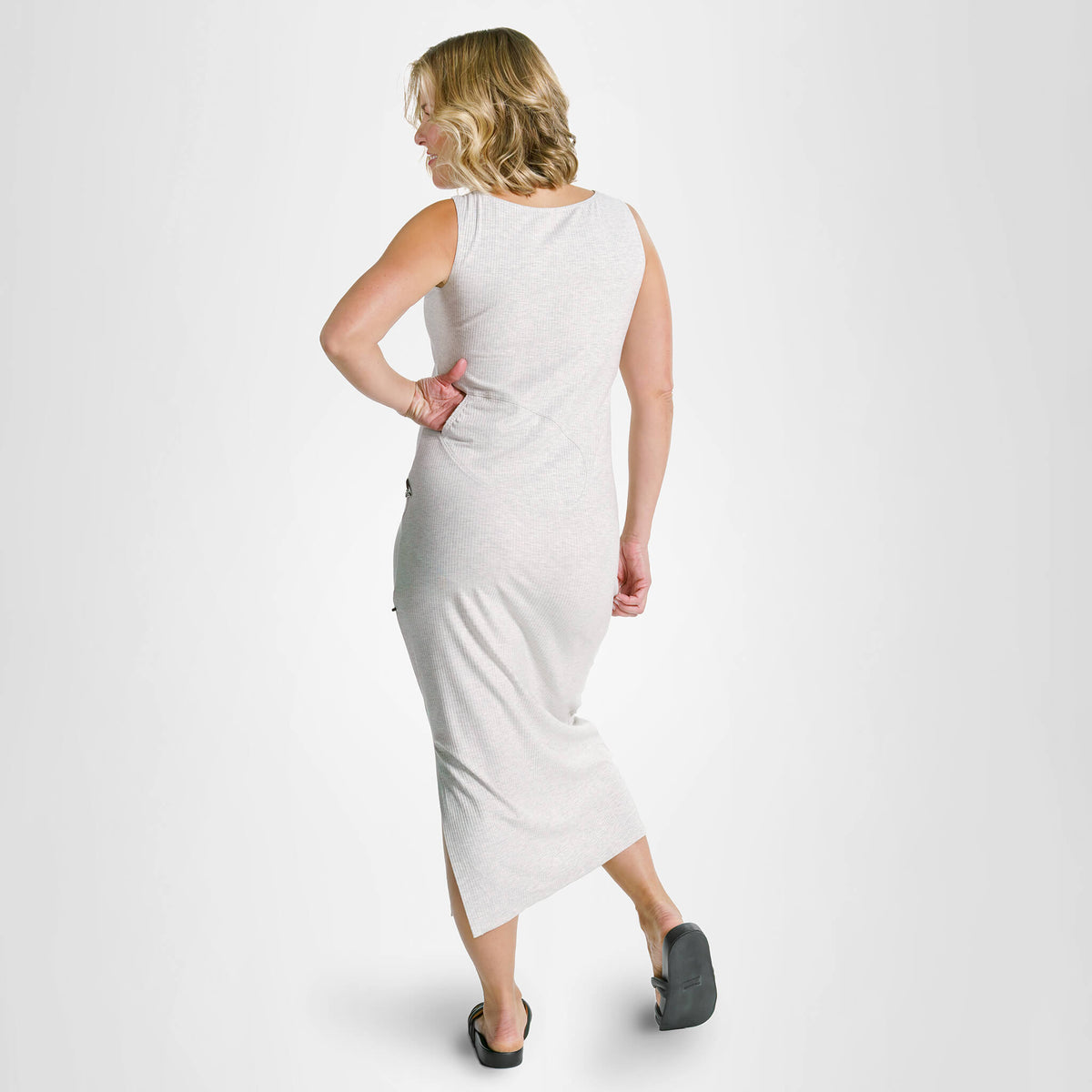 Robe longue sans manches avec fente latérale - Lucia