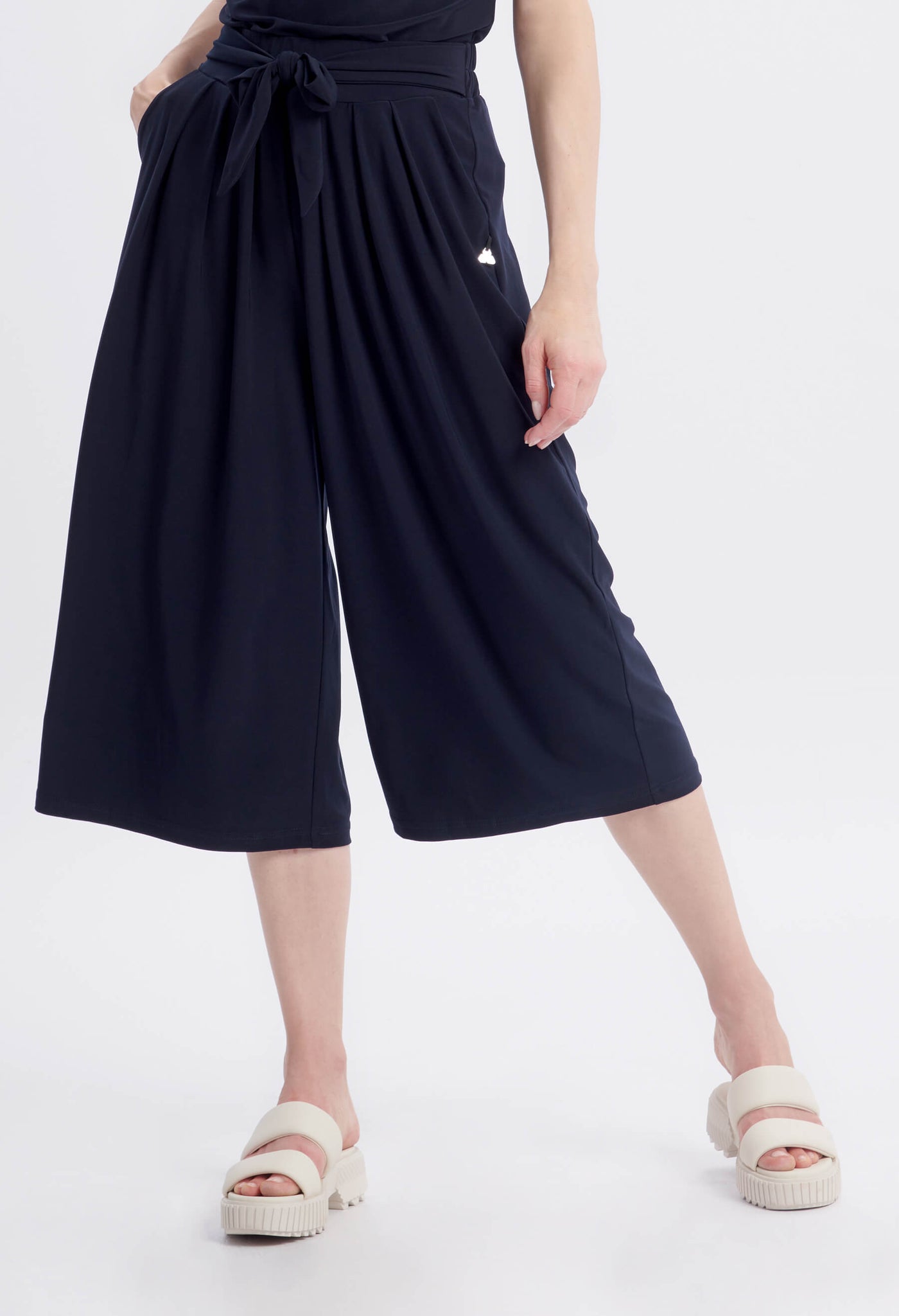 Polly -  Pantalon à jambe large et ceinture