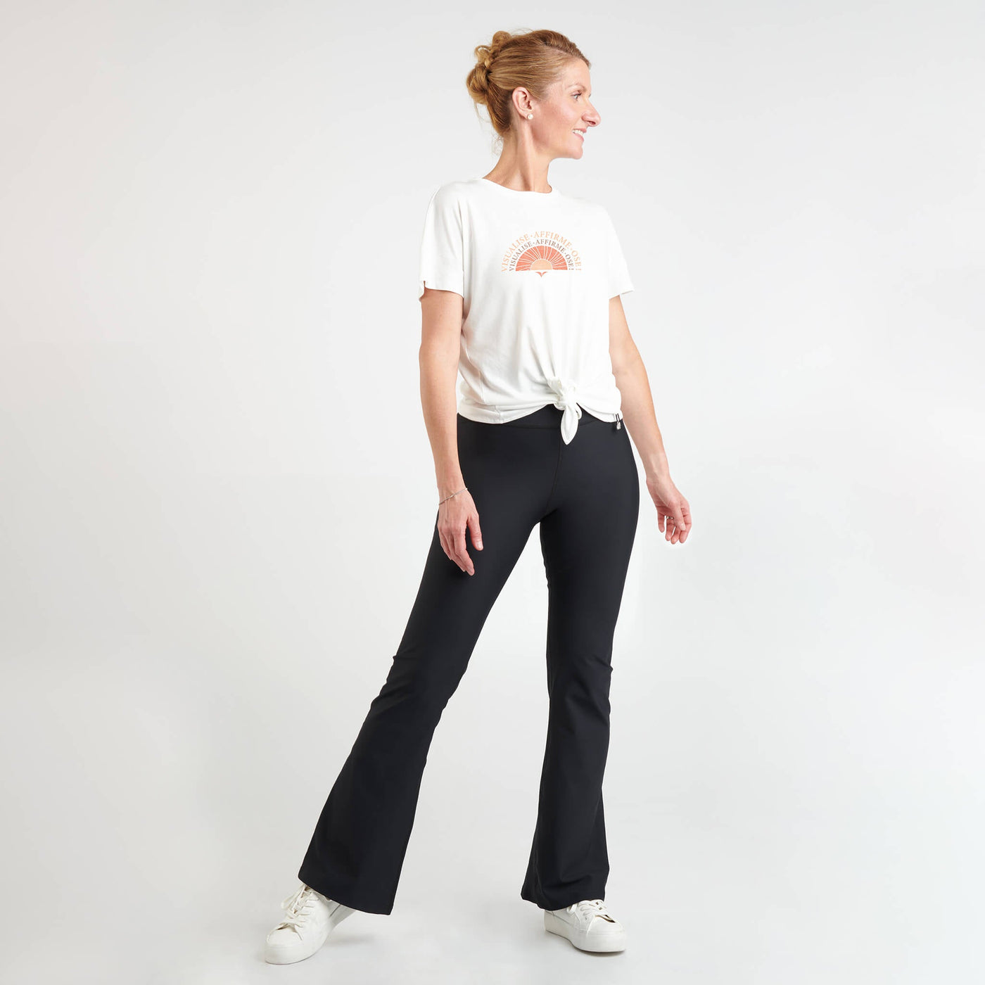 Noa - T-shirt imprimé et noué à l’avant blanc