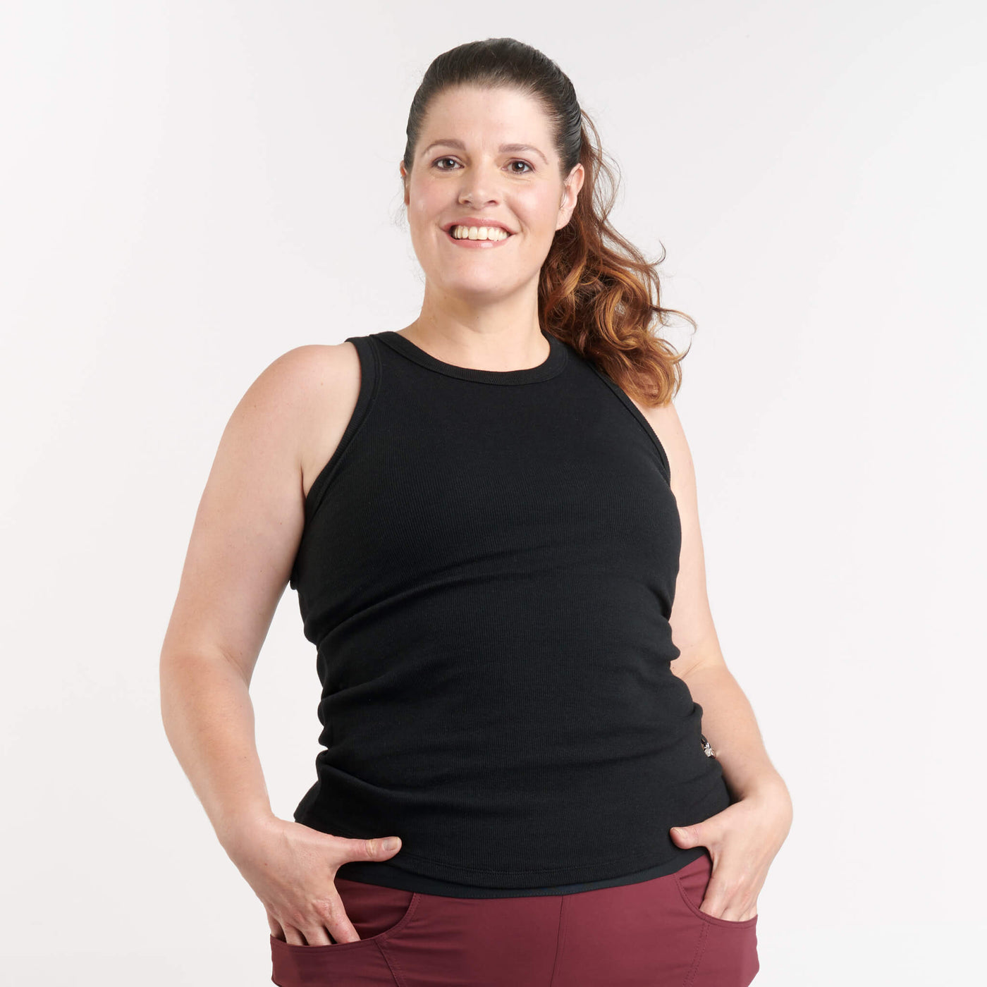 Amber - Camisole longue ajustée au tissu côtelé