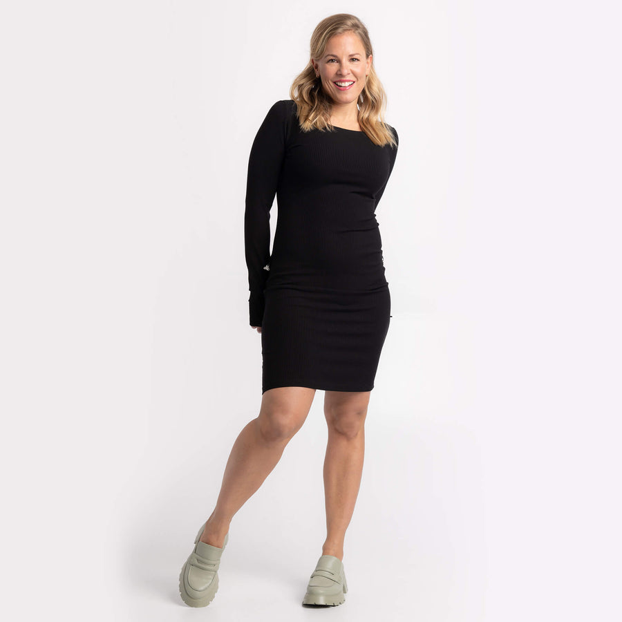 Robe Anais noir: une création Québécoise signée KSL