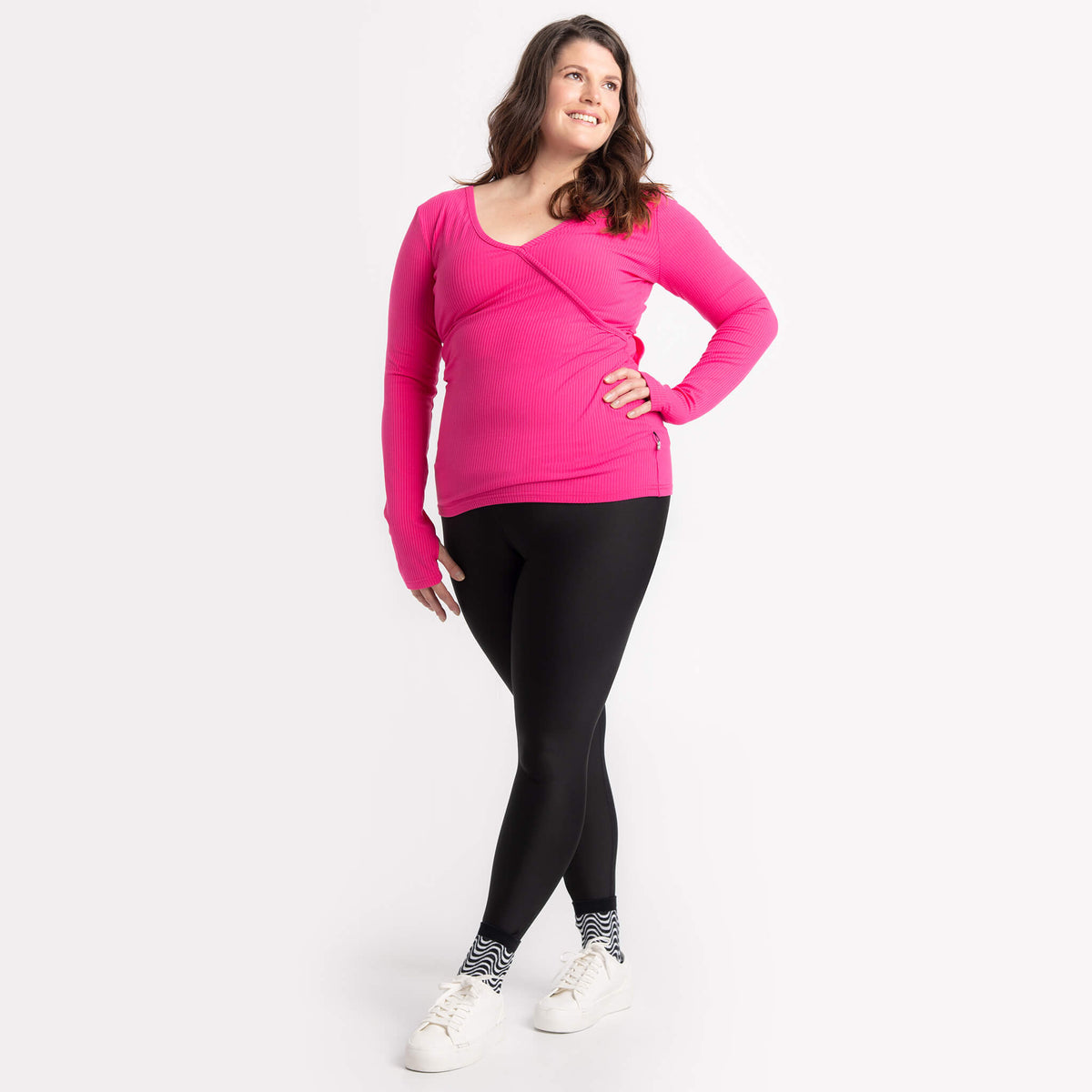 Chandail Daphne rose fushia, legging Angelina: des créations Québécoises signées KSL!