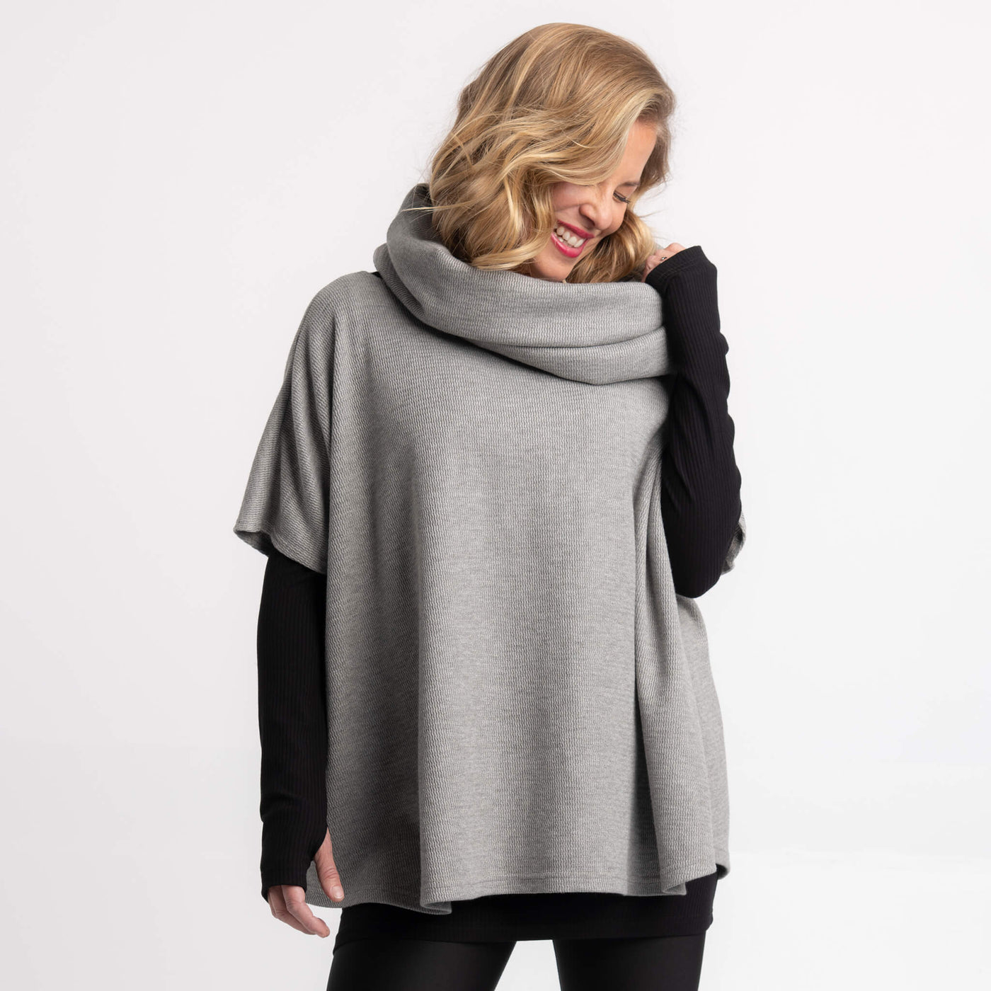 Le Poncho et le Foulard Gloria par KSL