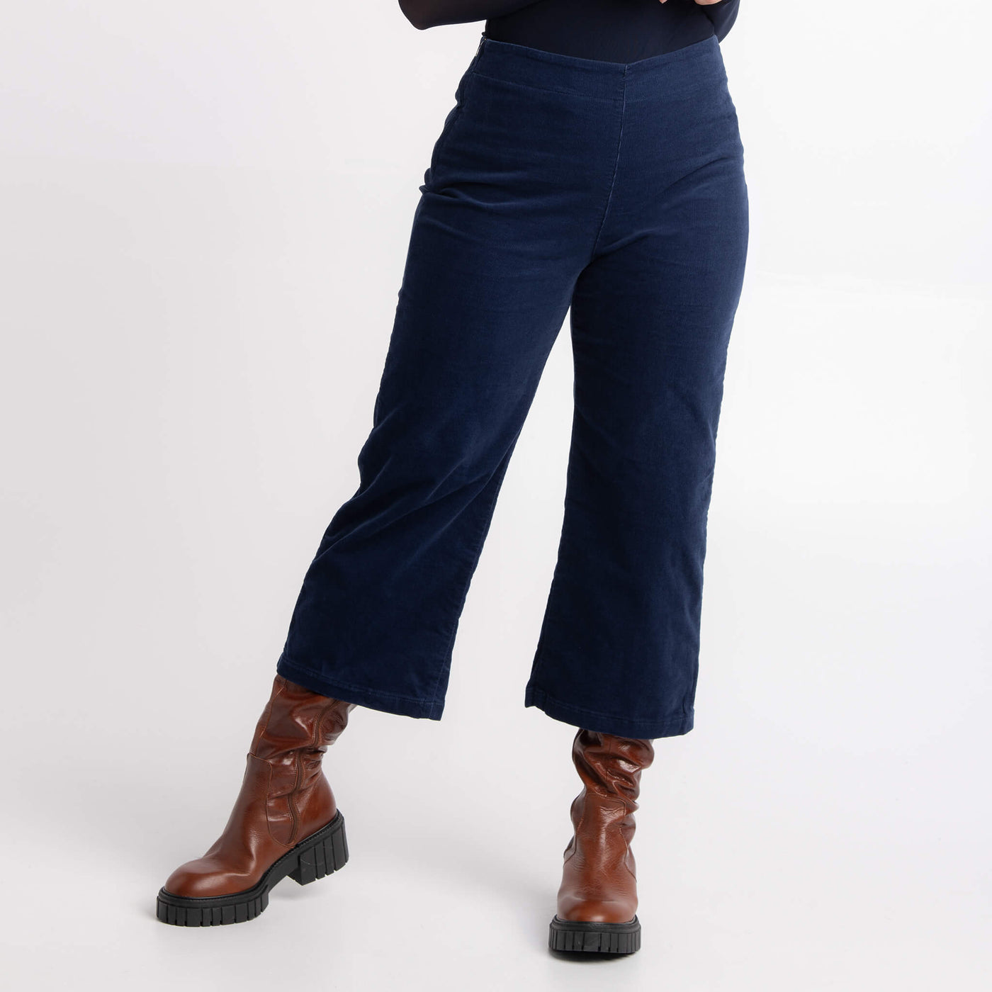 Lily Yoga Jeans marine: une création Québécoise signée KSL