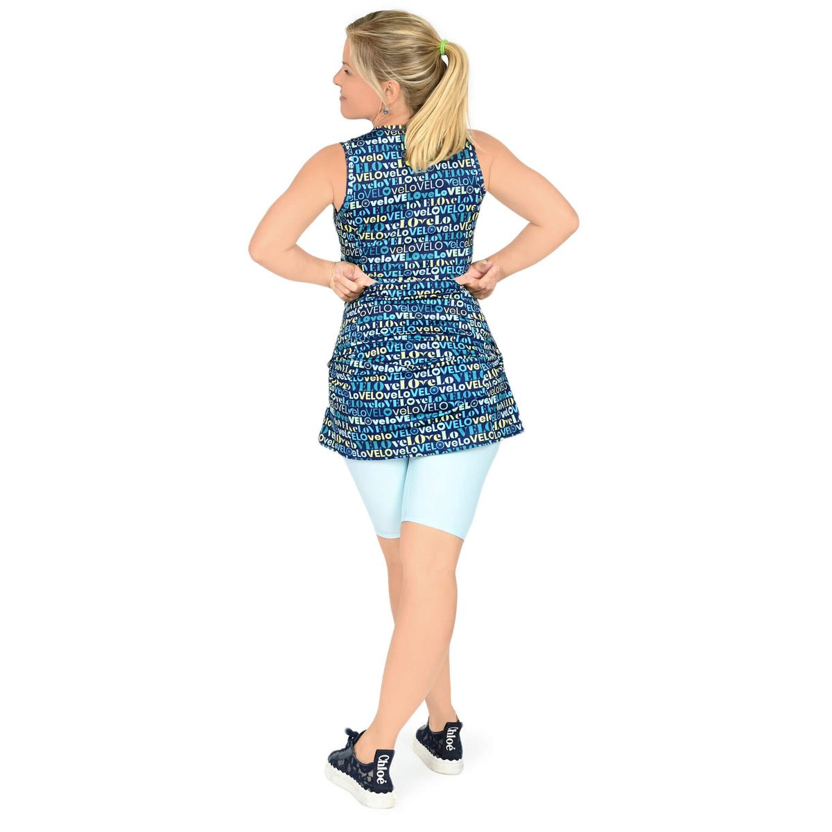 Robe de vélo courte sans manches avec encolure en V - Vivia Collection LOVELO