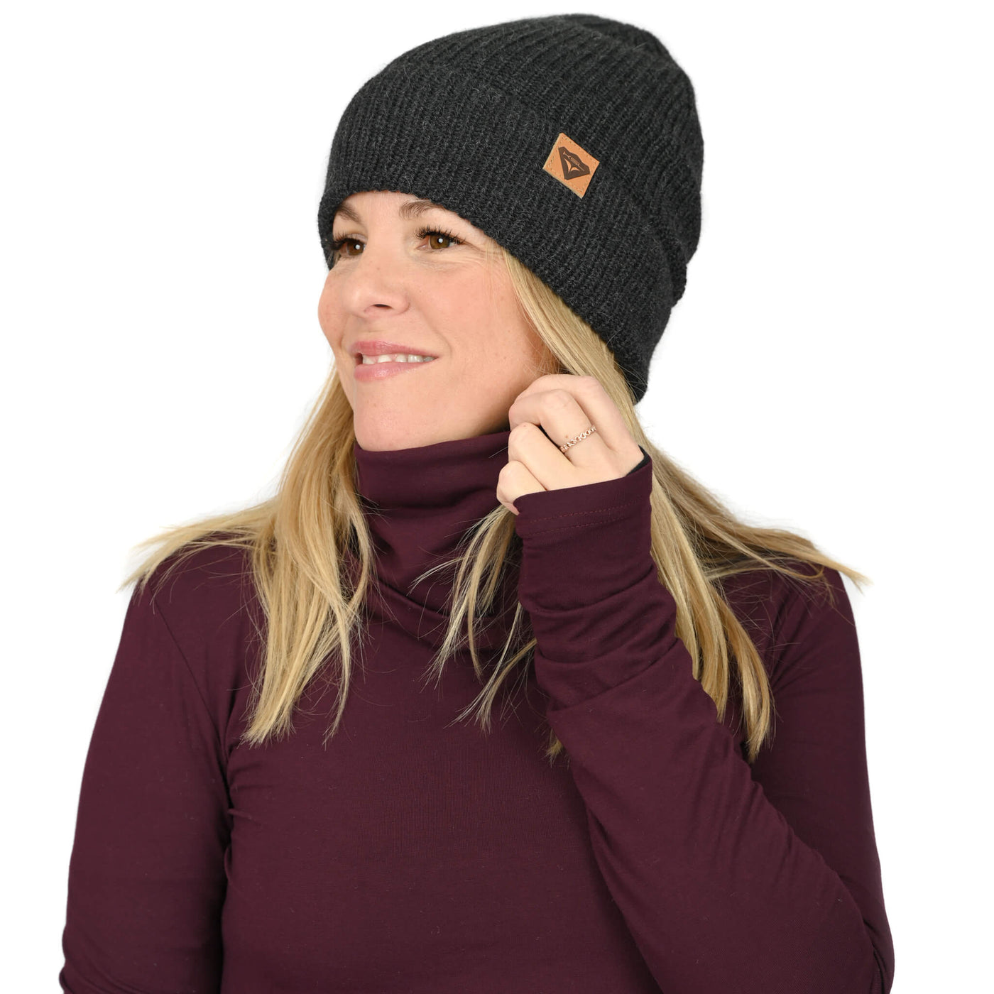 Tuque Miss Alpaga faite à la main en laine de bébé Alpaga - Couleur Gris Foncé - par KSL